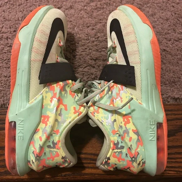 Nike KD 7 Easter(Size 6Y) - Picture 8 of 11